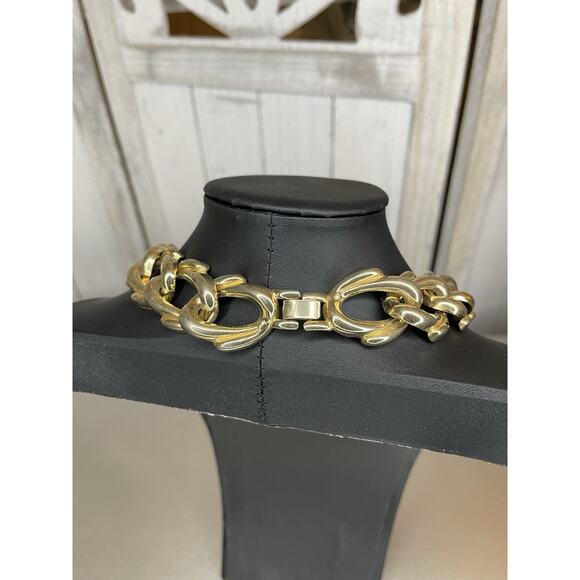 Gold Tone Metal Linked Chain CHUNKY Bold Statement Necklace Vintage - Picture 3 of 4